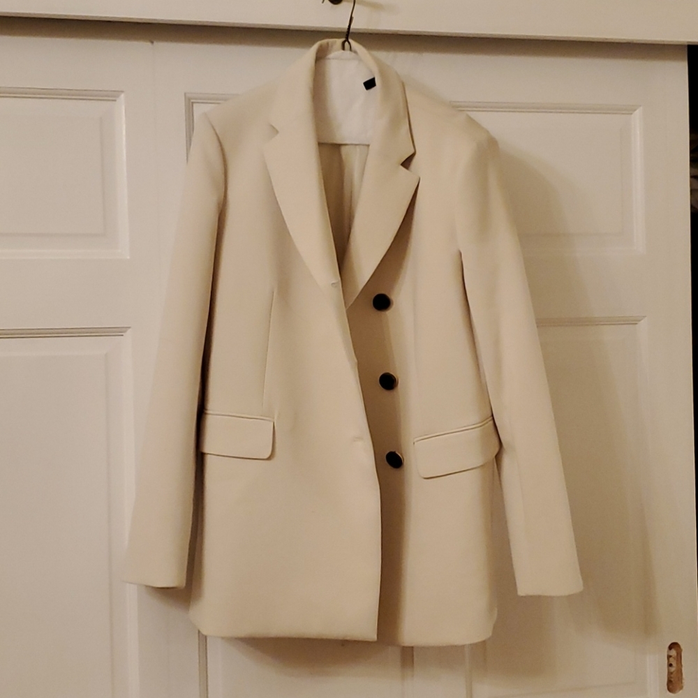Theory Gregie Pioneer Coat in Cream